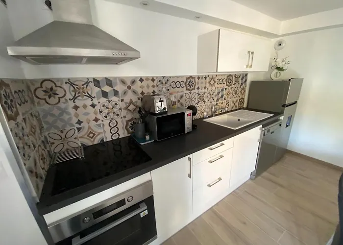 Petite Maison Semesterbostad